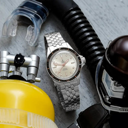 Présentation de la montre – Yema Superman Gilt CMM.10 champagne