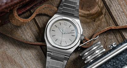 Yema Wristmaster Slim CMM.20 beige — présentation en ambiance